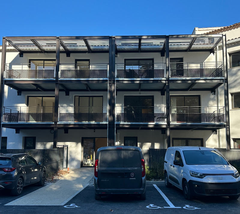 Residence collective - Balcons et garde-corps